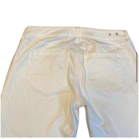 Cabi White Jeans Slim Boyfriend Style 5171 Size 4 Cotton Blend Minimalist Skinny - Picture 5 of 10